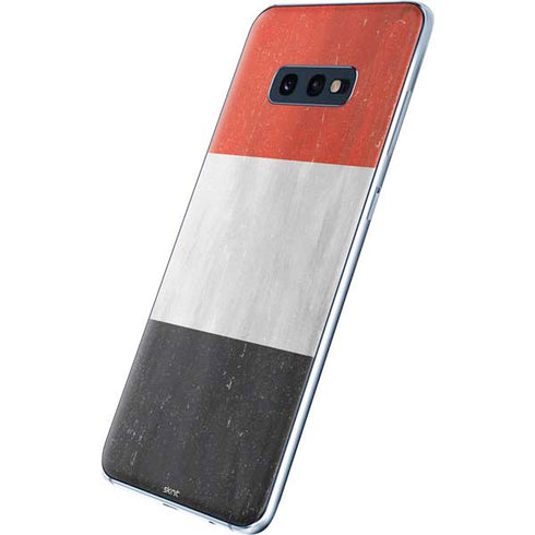 Yemen Flag Distressed Galaxy S10e Skin