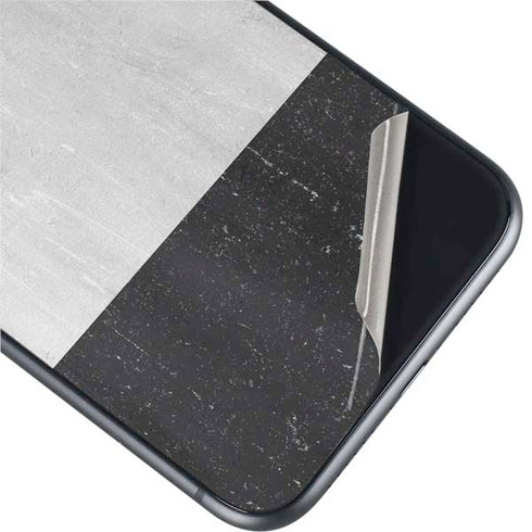 Yemen Flag Distressed iPhone 11 Skin