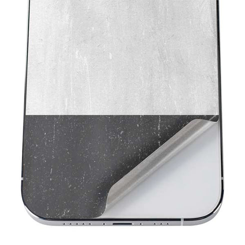 Yemen Flag Distressed iPhone 12 Pro Skin