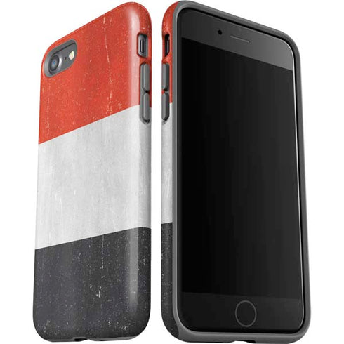 Yemen Flag Distressed iPhone SE (2nd & 3rd Gen) Pro Case