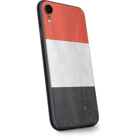 Yemen Flag Distressed iPhone XR Skin