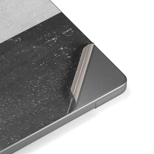 Yemen Flag Distressed MacBook Pro 14in (2021-24) Skin