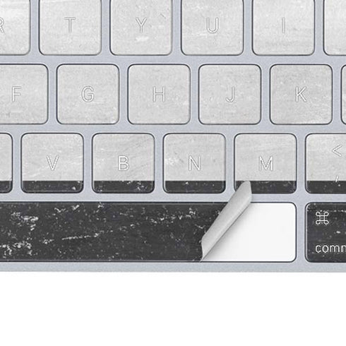 Yemen Flag Distressed Magic Keyboard Skin