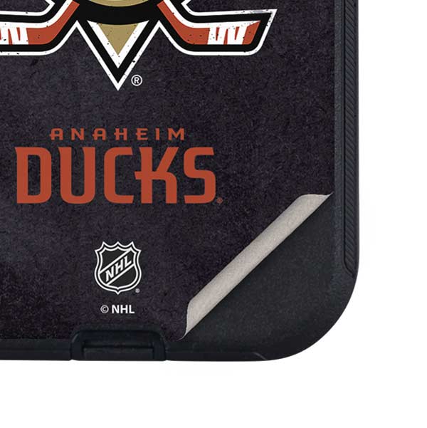 NHL Anaheim Ducks Distressed Otterbox Defender iPhone Skin