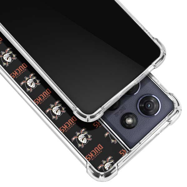 NHL Anaheim Ducks Pattern Moto G 5G (2025) Clear Case