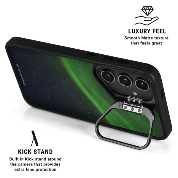 StockTrek Aurora Borealis Dances Above the Arctic Ocean Galaxy S26 Ultra Kickstand Case
