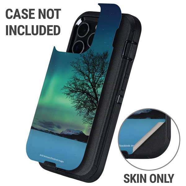 StockTrek Aurora Borealis over a lake in Norway Otterbox Defender iPhone Skin