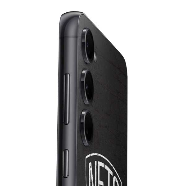 NBA Brooklyn Nets Distressed Galaxy S25 Skin