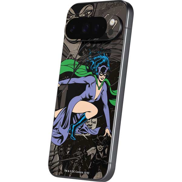DC Comics Catwoman Vintage Action Pose Pattern Google Pixel 10 Pro XL Skin