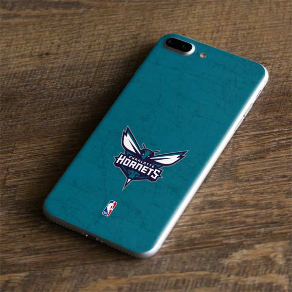 NBA Charlotte Hornets Distressed iPhone 8 Plus Skin