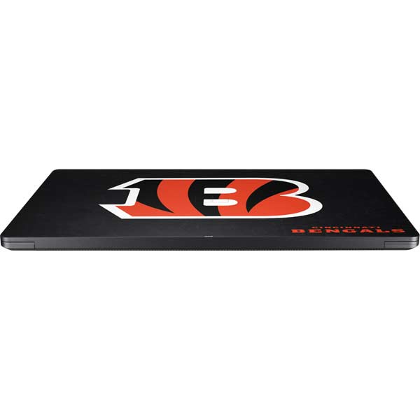 NFL Cincinnati Bengals - Distressed Surface Laptop 7 13.8in Skin