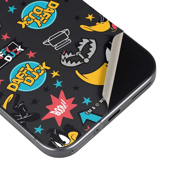 Looney Tunes Daffy Duck Patches Google Pixel 10 Pro XL Skin