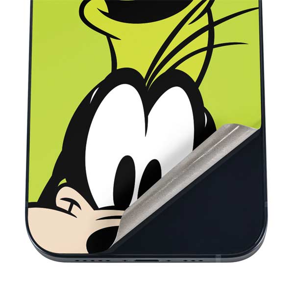 Disney Friends Goofy Up Close iPhone 17 Pro Max Skin