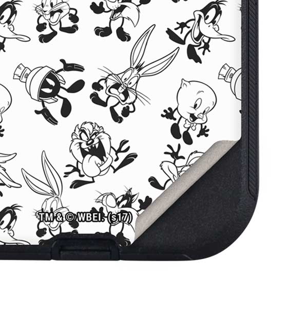 Looney Tunes Big Head Pattern Otterbox Defender iPhone Skin