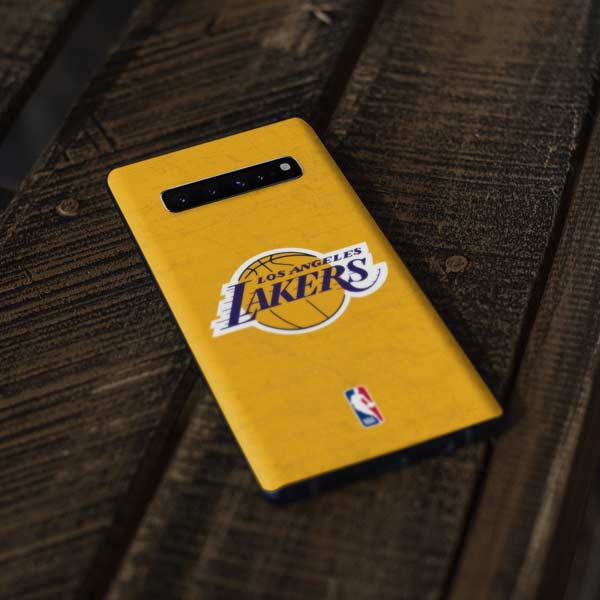 NBA Los Angeles Lakers Distressed Galaxy S10 Plus Skin