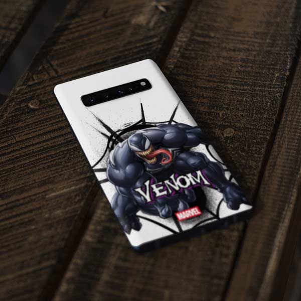 Marvel Venom Reaching Forward Galaxy S10 Plus Skin