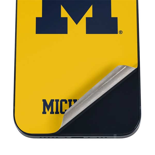 University of Michigan M Logo Yellow iPhone 17 Pro Max Skin
