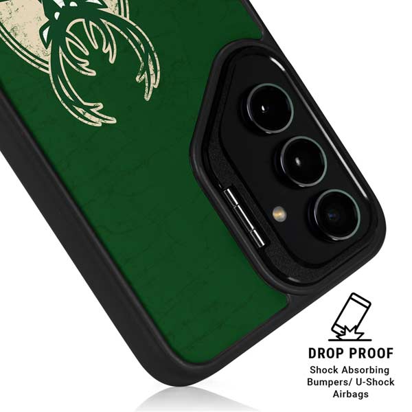 NBA Milwaukee Bucks Green Distressed Galaxy S26 Plus Kickstand Case