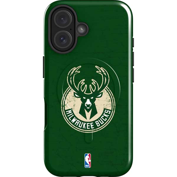 NBA Milwaukee Bucks Green Distressed iPhone 16 Magsafe Impact Case