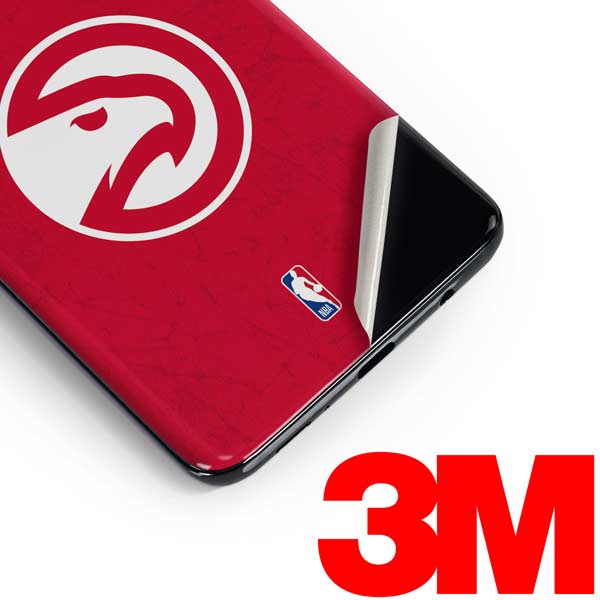 NBA Atlanta Hawks Distressed Galaxy S10e Skin