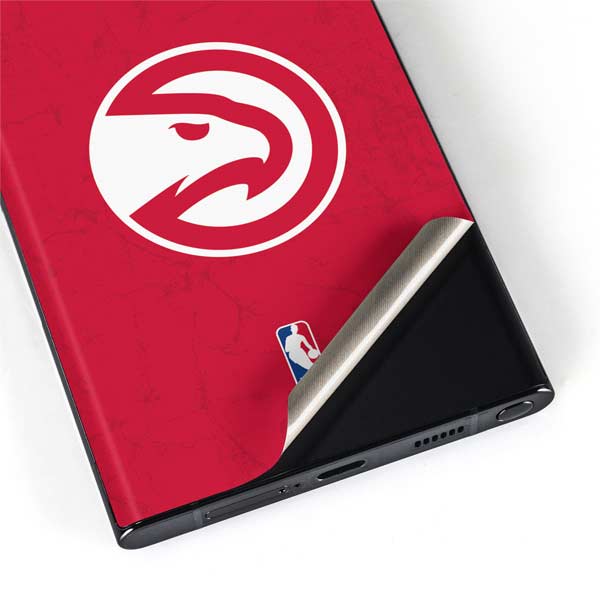 NBA Atlanta Hawks Distressed Galaxy S22 Ultra Skin