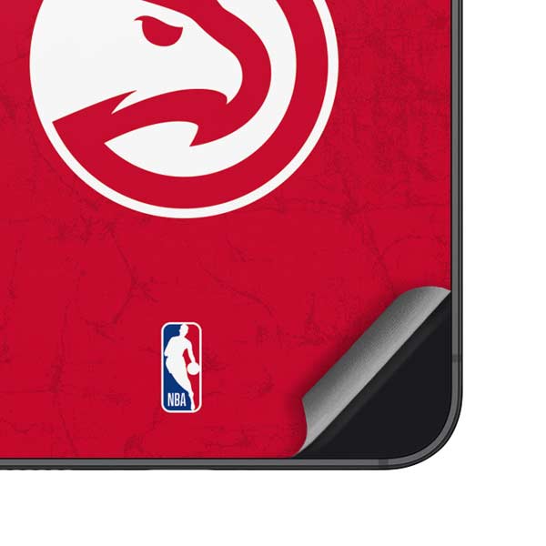 NBA Atlanta Hawks Distressed Galaxy S23 FE Skin