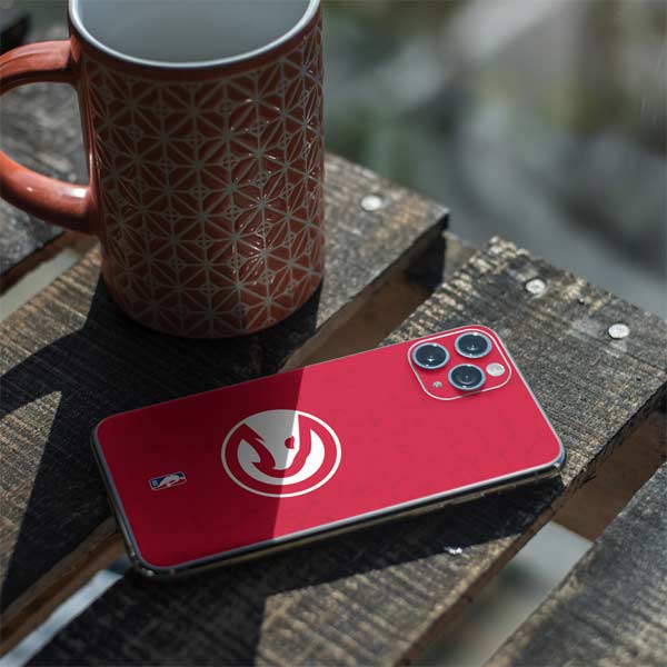 NBA Atlanta Hawks Distressed iPhone 11 Pro Skin