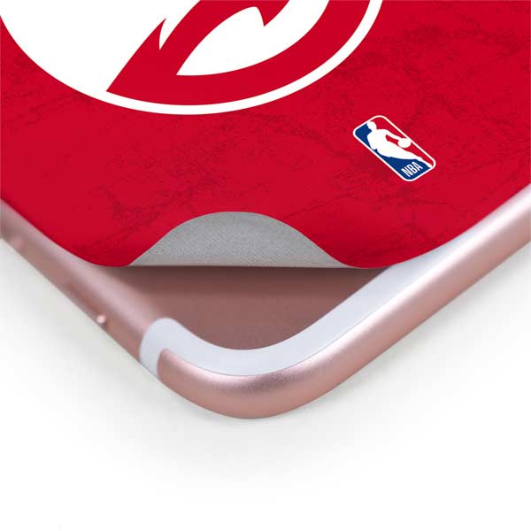 NBA Atlanta Hawks Distressed iPhone 8 Plus Skin