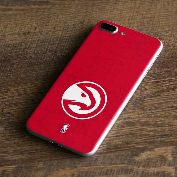 NBA Atlanta Hawks Distressed iPhone 8 Plus Skin
