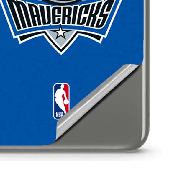 NBA Dallas Mavericks Distressed Google Pixel 8 Skin