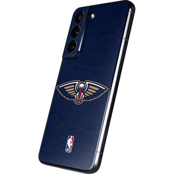 NBA New Orleans Pelicans Distressed Galaxy S22 Plus Skin