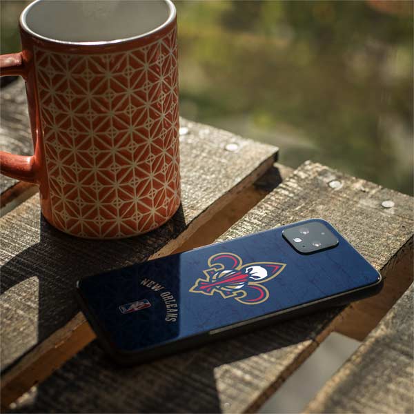 NBA New Orleans Pelicans Distressed Google Pixel 4 Skin