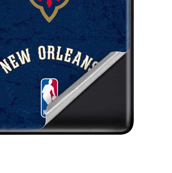 NBA New Orleans Pelicans Distressed Google Pixel 6 Skin