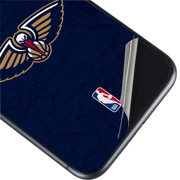 NBA New Orleans Pelicans Distressed iPhone 11 Skin