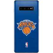 NBA New York Knicks Distressed Galaxy S10 Plus Skin