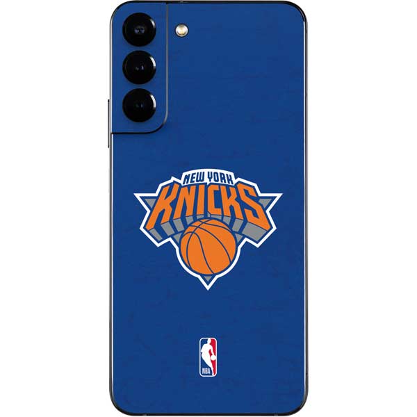 NBA New York Knicks Distressed Galaxy S22 Plus Skin