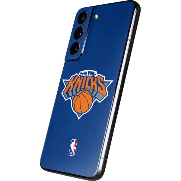 NBA New York Knicks Distressed Galaxy S22 Plus Skin