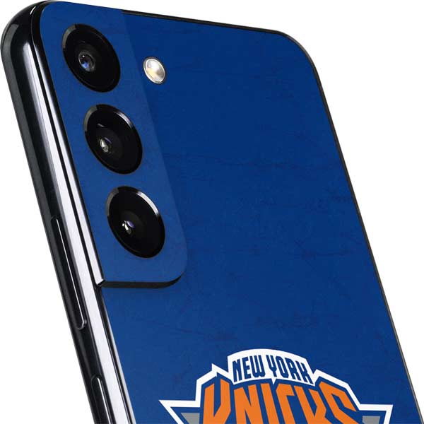 NBA New York Knicks Distressed Galaxy S22 Plus Skin