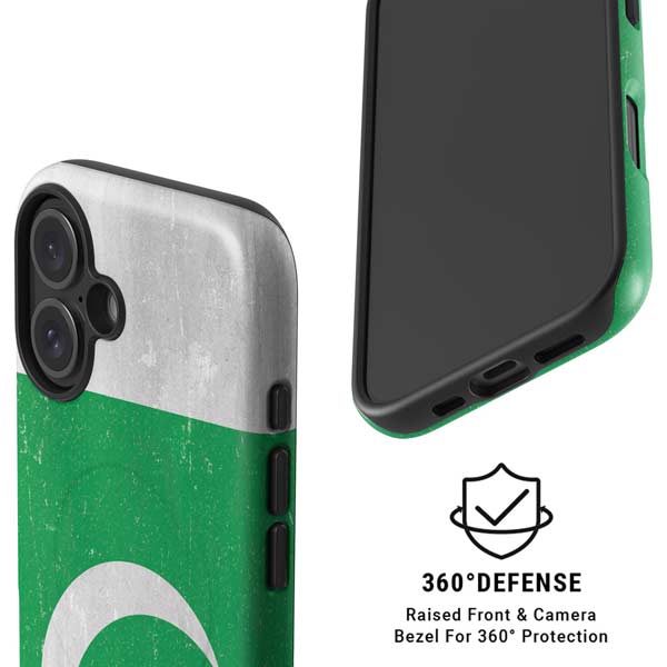 Pakistan Flag Distressed iPhone 16 Plus Magsafe Impact Case