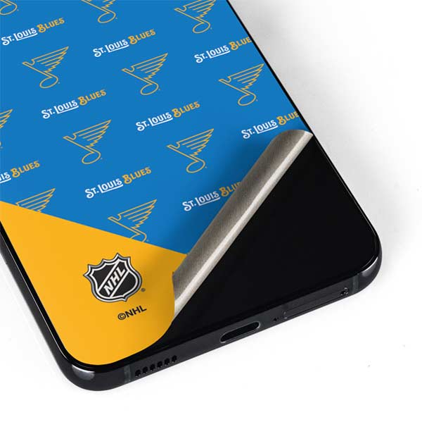 NHL St. Louis Blues Pattern Galaxy S22 Skin
