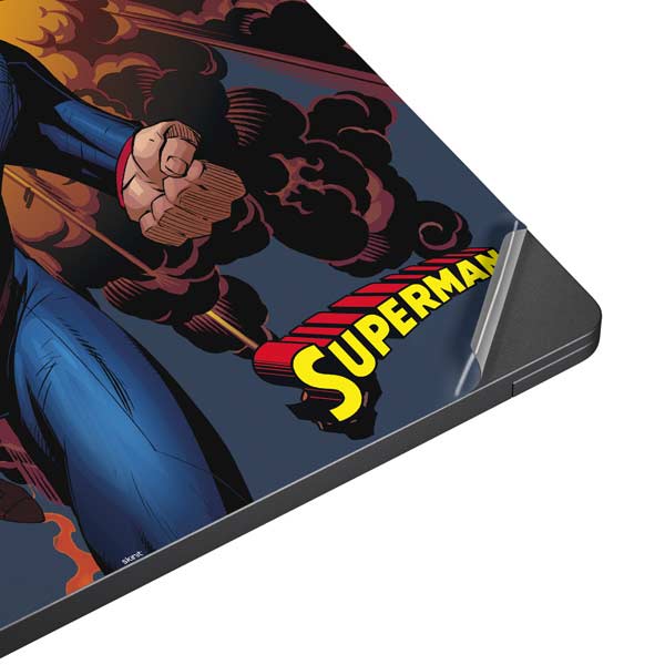 DC Comics Superman Action Flying Pose Surface Laptop 7 15in Skin
