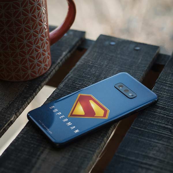 Superman 2025 Classic Superman Shield Emblem Galaxy S10e Skin
