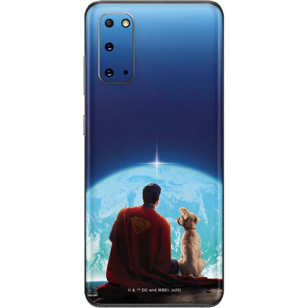 Superman 2025 Superman & Krypto watch the Earth Galaxy S20 Skin