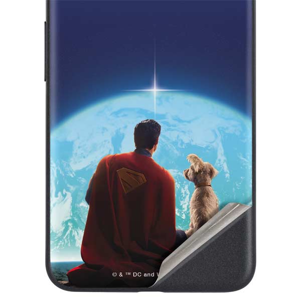 Superman 2025 Superman & Krypto watch the Earth Google Pixel 5 Skin