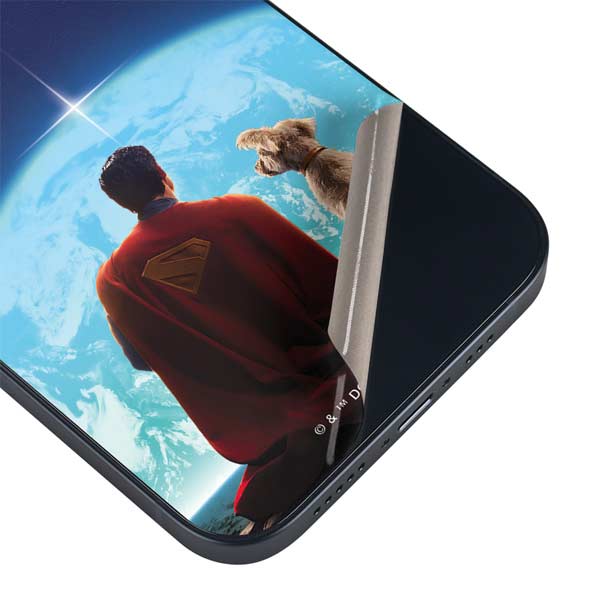 Superman 2025 Superman & Krypto watch the Earth iPhone 15 Plus Skin