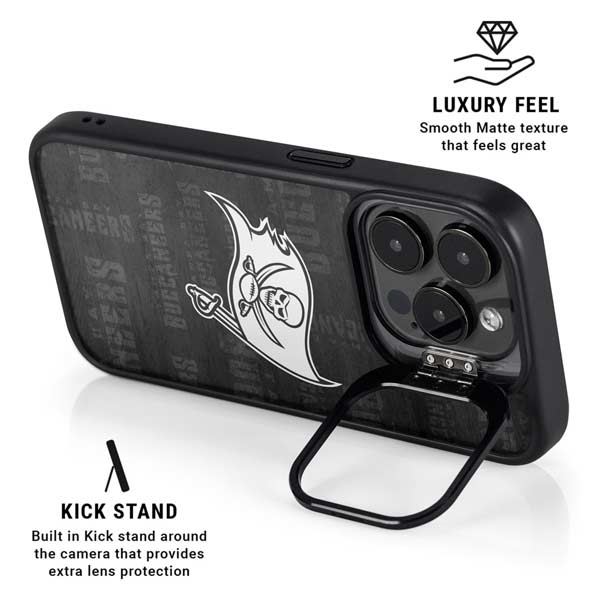 NFL Tampa Bay Buccaneers Black & White iPhone 14 Pro Kickstand Case