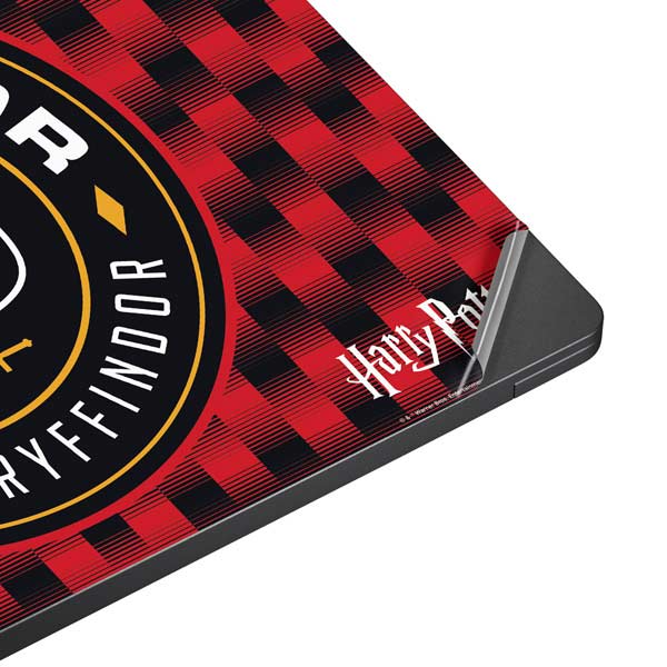 Wizarding Worlds Harry Potter Team Gryffindor Surface Laptop 7 15in Skin