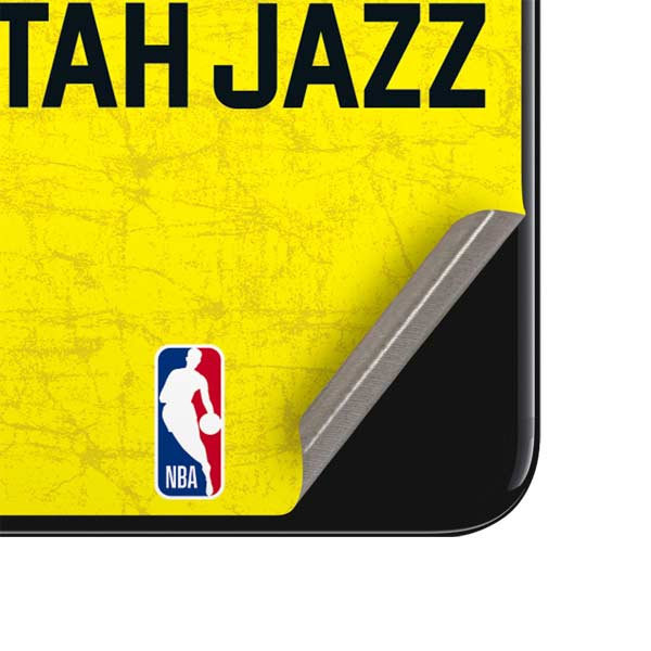 NBA Utah Jazz Yellow Texture iPhone SE (2nd & 3rd Gen) Skin
