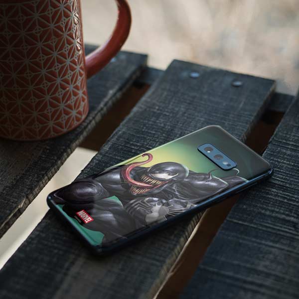 Marvel Venom Symbiote Galaxy S10e Skin