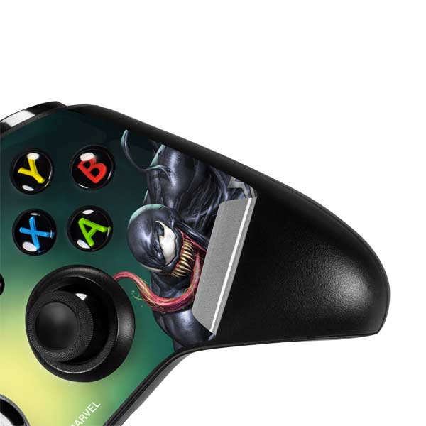 Marvel Venom Symbiote Xbox One S All-Digital Edition Bundle Skin